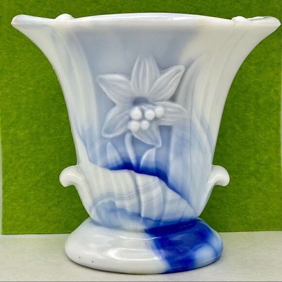 Vintage Akro Agate Iris Floral Marbled Swirl Slag Glass Vase - Picture 4 of 15